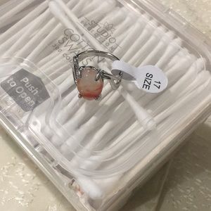 Beautiful ring size 7